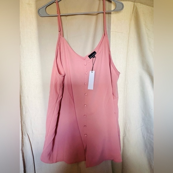 Zenobia Tops - NWT Zenobia Pink Tank Top. Size 3xl. Adjustable straps